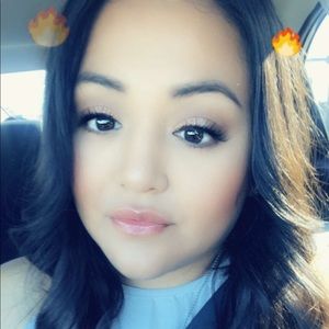 Meet your Posher, Mayra